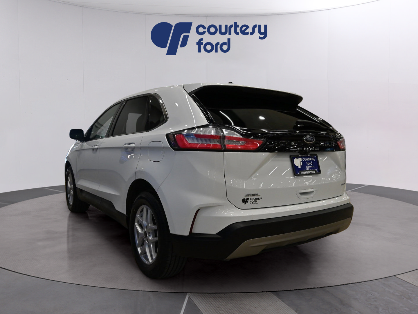 Certified 2023 Ford Edge SEL AWD/4WD image 5