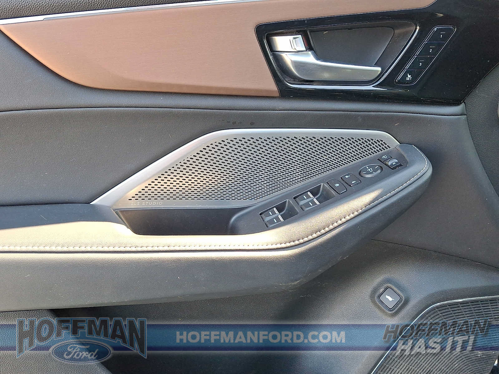 Used 2022 Acura MDX w/ Technology Package AWD/4WD image 12