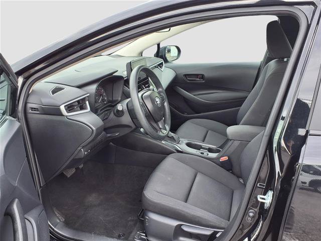 Used 2025 Toyota Corolla LE FWD image 17