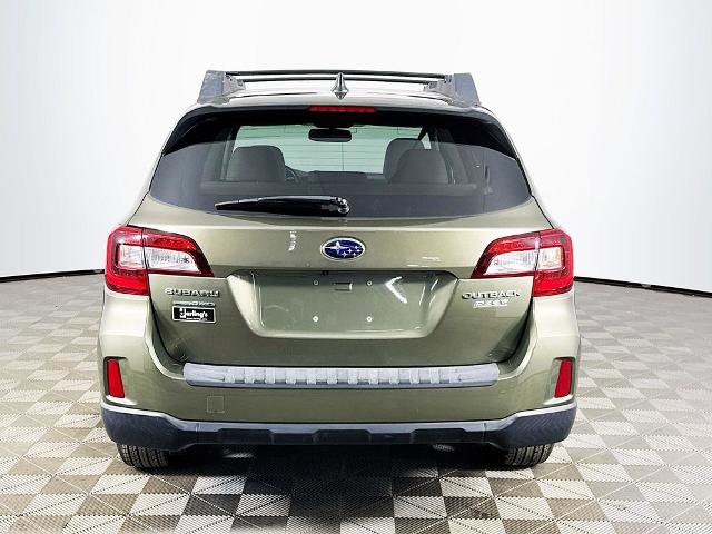 Used 2017 Subaru Outback 2.5i Limited AWD/4WD image 6
