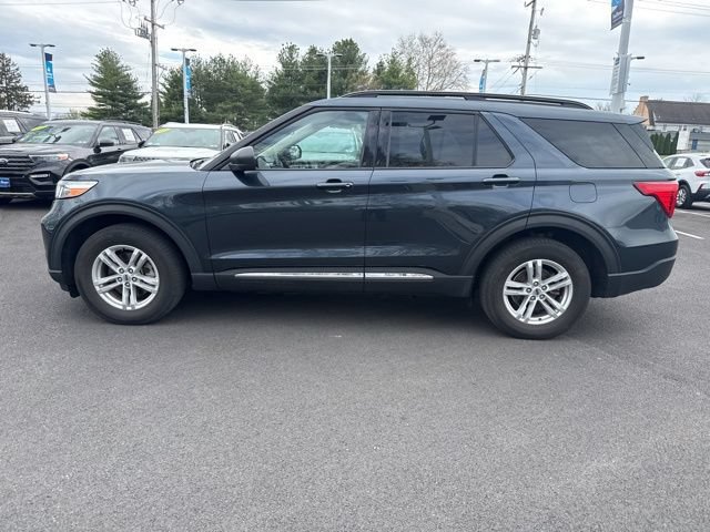 Certified 2022 Ford Explorer XLT w/ Equipment Group 202A AWD/4WD image 4