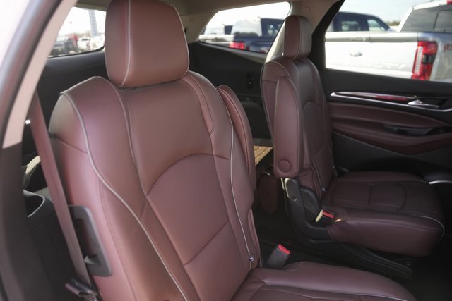 Used 2018 Buick Enclave Avenir w/ Avenir Technology Package image 17