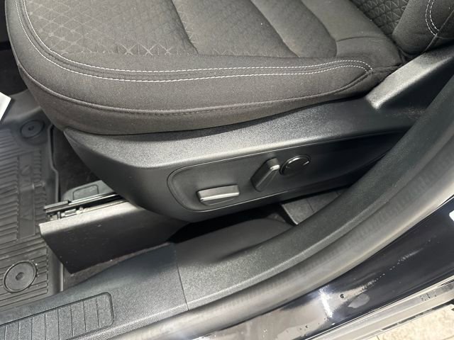 Certified 2024 Ford Escape Active w/ Cold Weather Package image 30