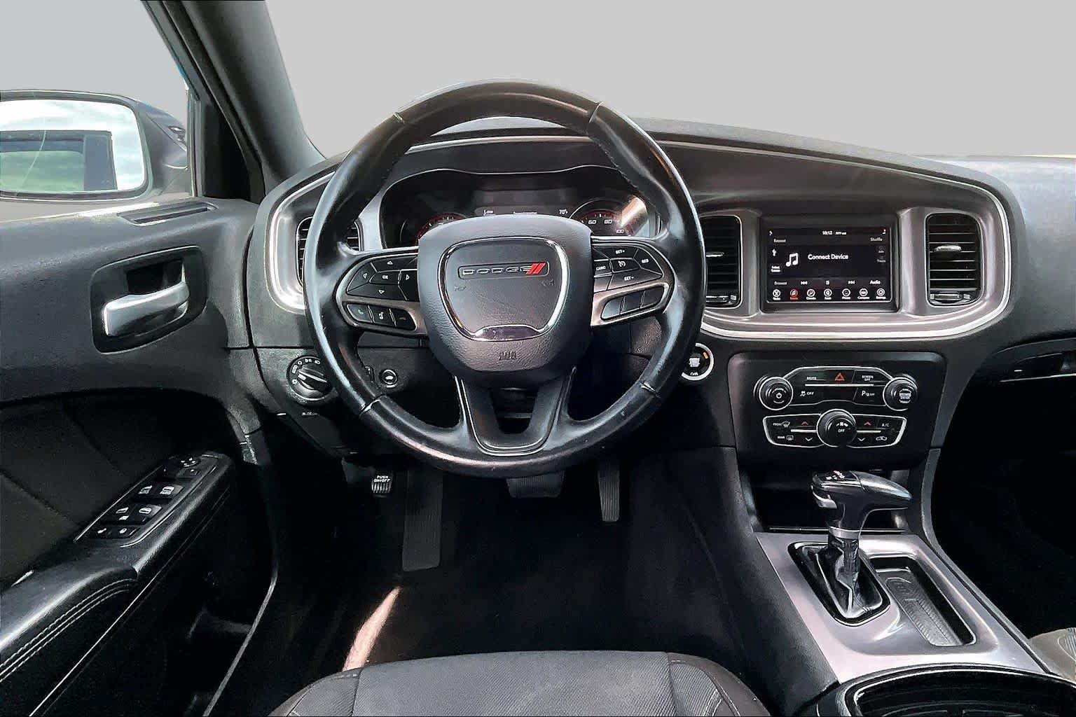 Used 2020 Dodge Charger SXT w/ Blacktop Package RWD image 6