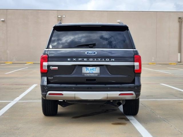 Certified 2022 Ford Expedition XLT image 4