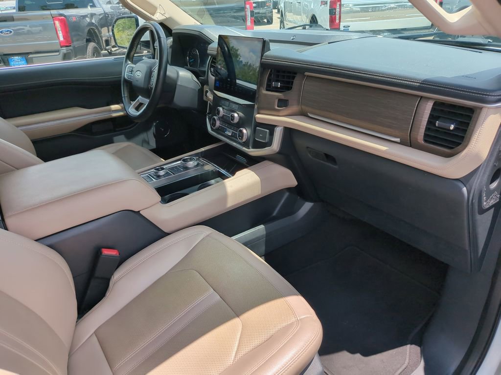 Certified 2024 Ford Expedition Limited AWD/4WD image 14