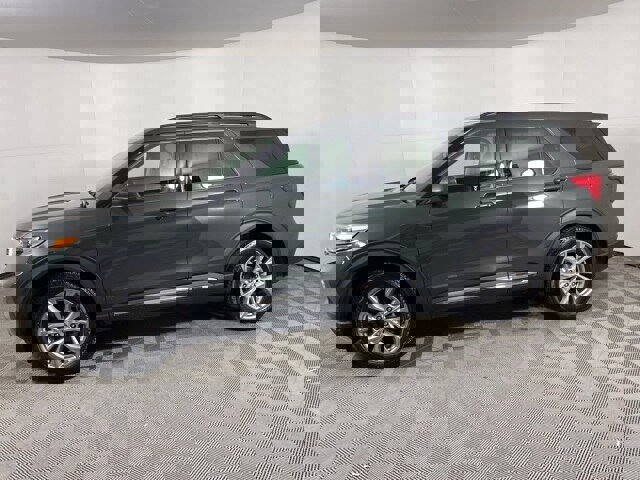 Certified 2023 Ford Explorer XLT w/ Equipment Group 202A image 2