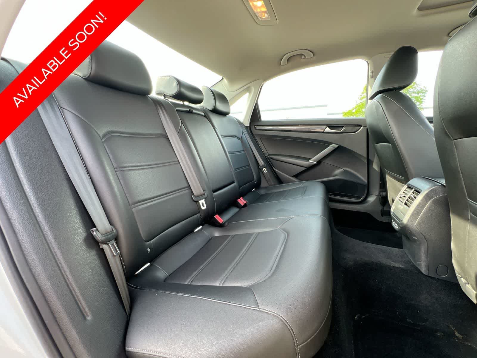 Used 2020 Volkswagen Passat 2.0T R-Line FWD image 20