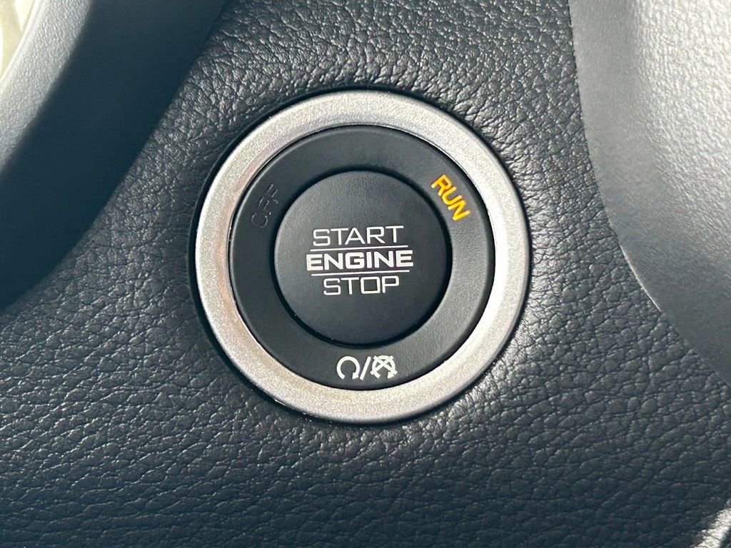 Used 2025 RAM 1500 Big Horn RWD image 44