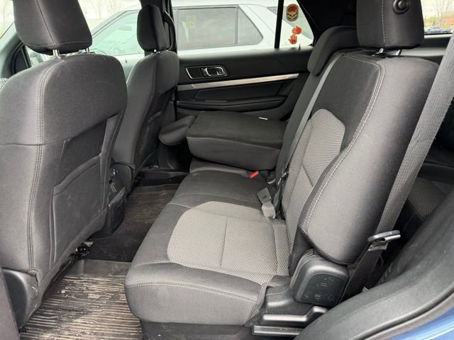 Certified 2019 Ford Explorer XLT w/ Class III Trailer Tow Package AWD/4WD image 7