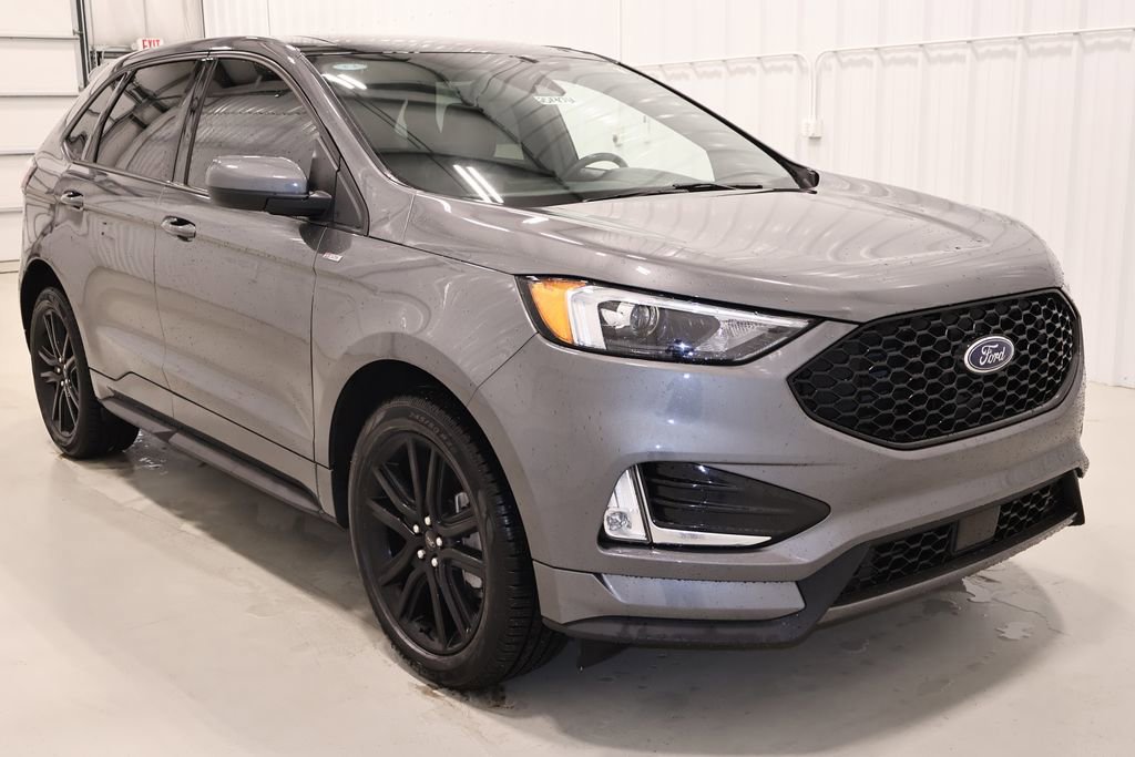 Certified 2023 Ford Edge ST-Line image 10