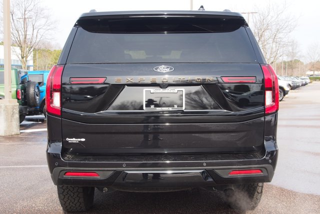 Certified 2025 Ford Expedition Tremor AWD/4WD image 6