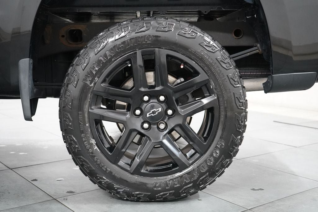Used 2021 Chevrolet Silverado 1500 Custom Trail Boss AWD/4WD image 34