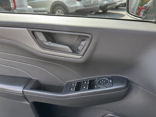 Certified 2023 Ford Escape Active AWD/4WD image 30