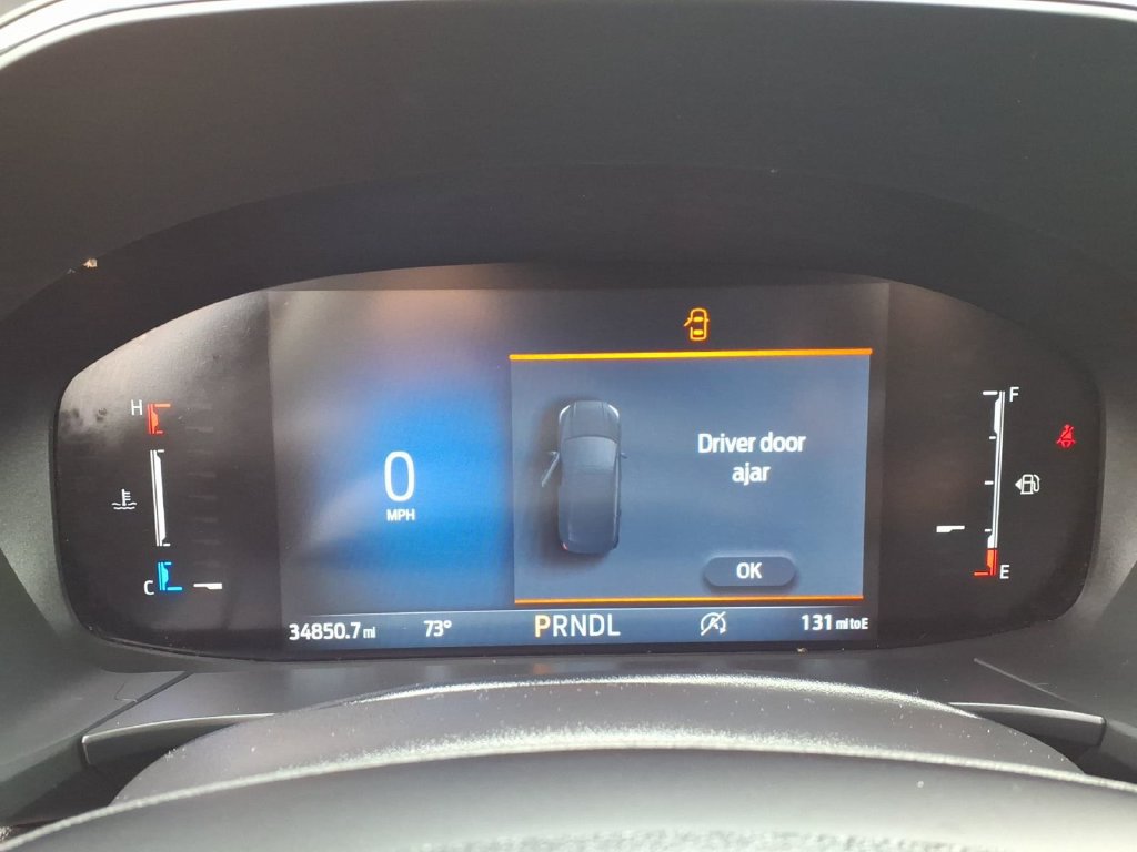 Certified 2025 Ford Escape ST-Line AWD/4WD image 29