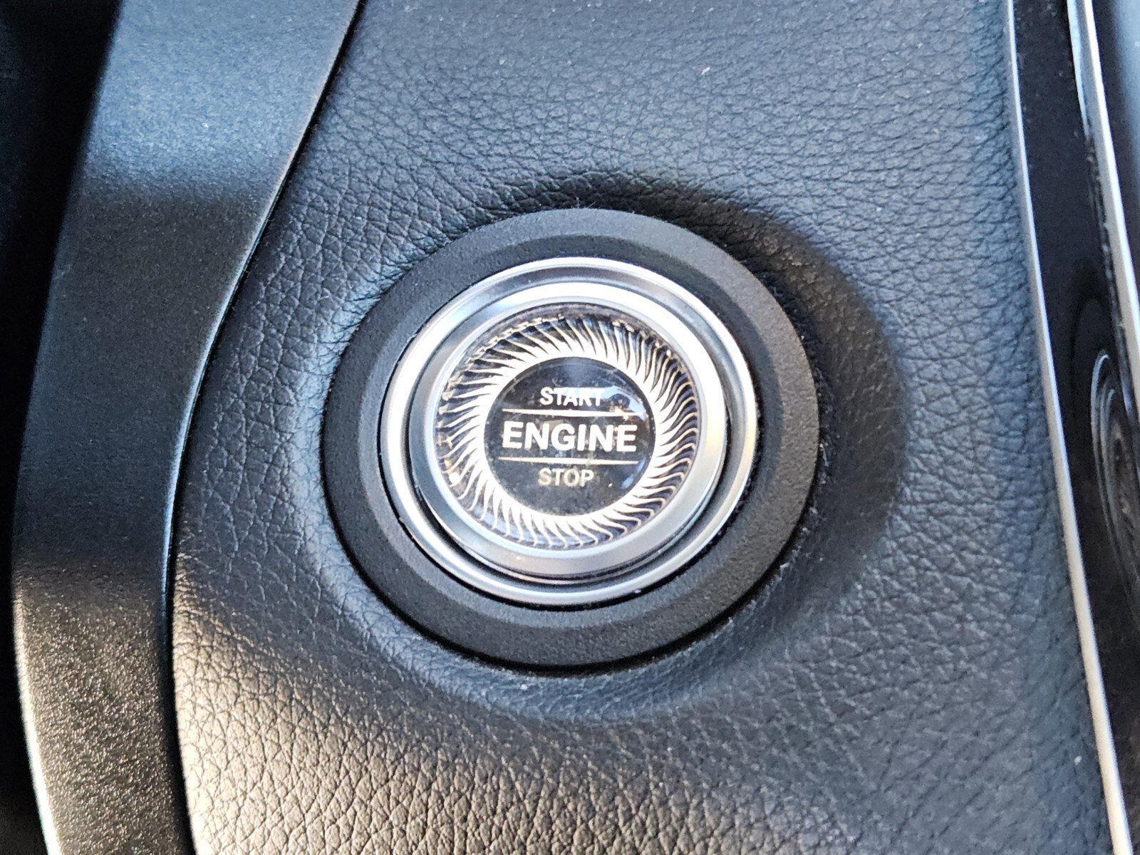 Used 2021 Mercedes-Benz GLC 300 image 25