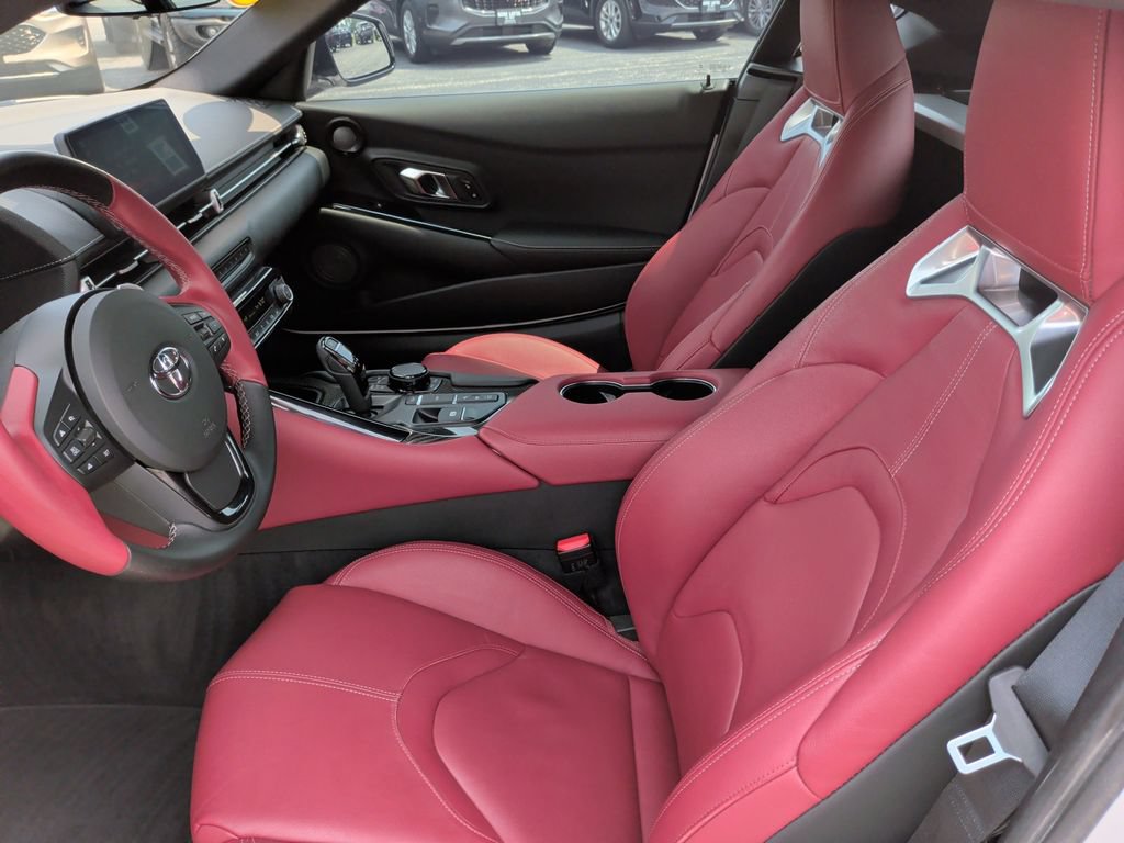 Used 2022 Toyota Supra RWD image 4