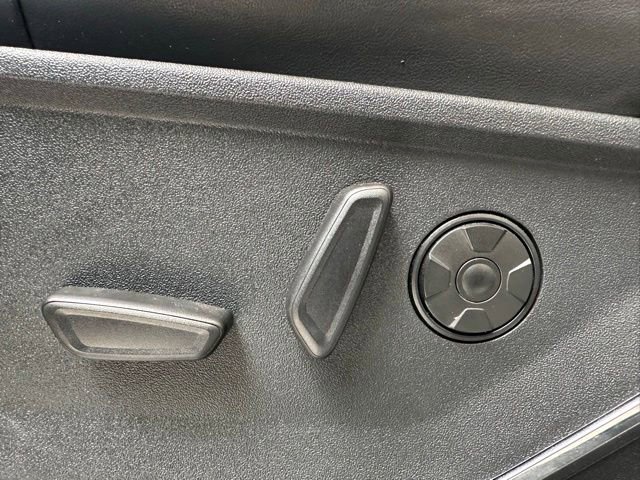 Certified 2025 Ford F450 Platinum AWD/4WD image 38