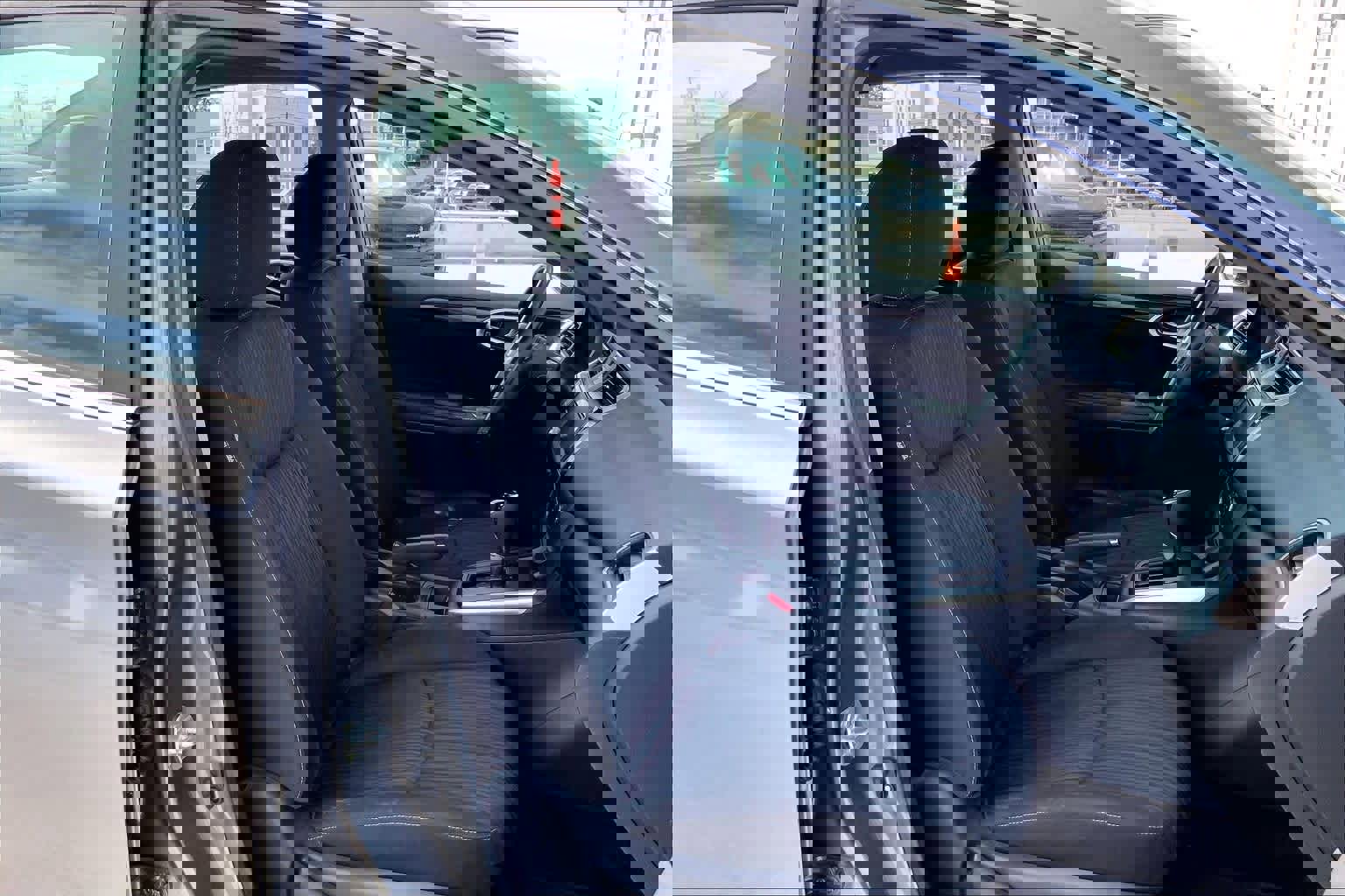 Used 2019 Nissan Sentra SV w/ Special Edition Package image 13