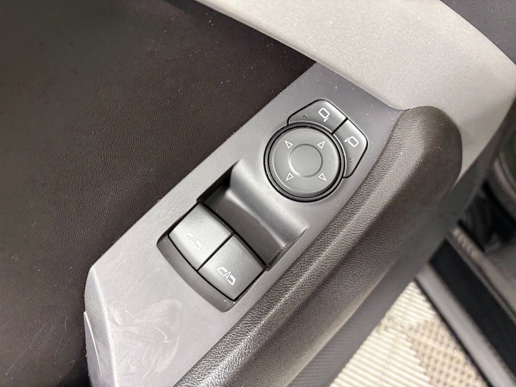 Used 2024 Chevrolet Camaro LT RWD image 13
