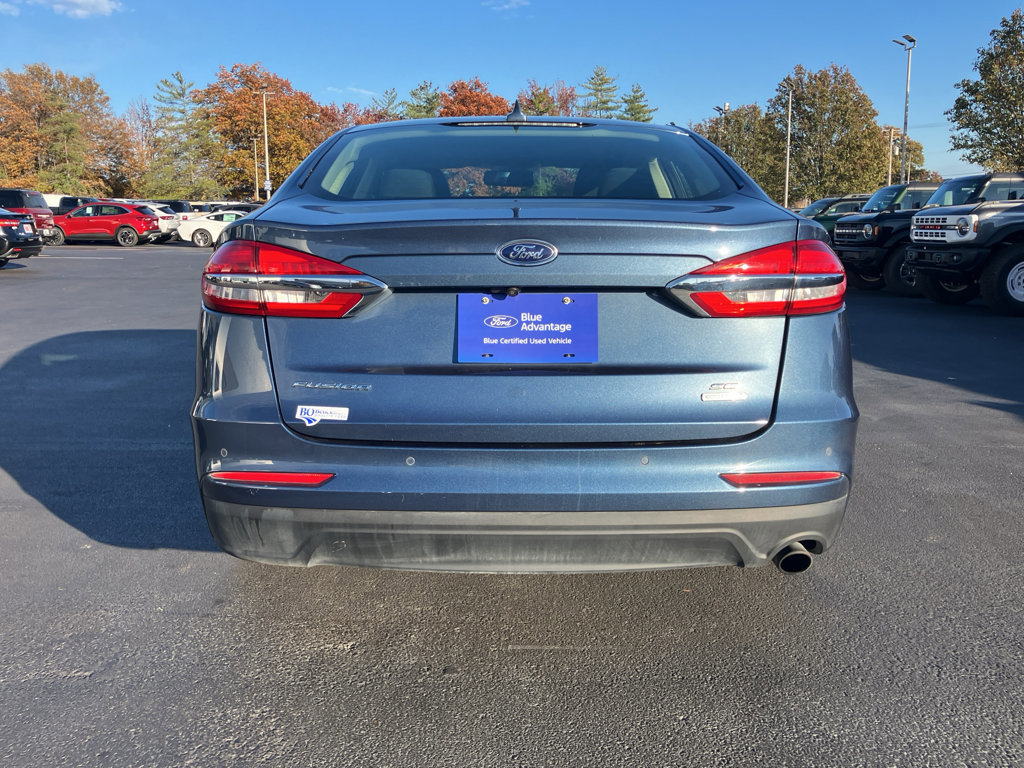Certified 2019 Ford Fusion SE image 4