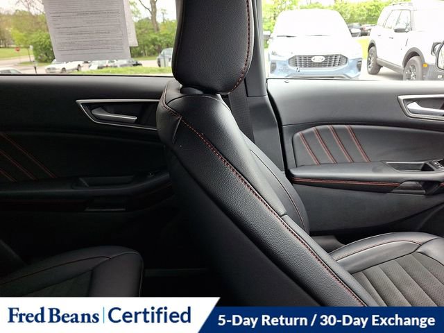Certified 2024 Ford Edge ST-Line AWD/4WD image 14