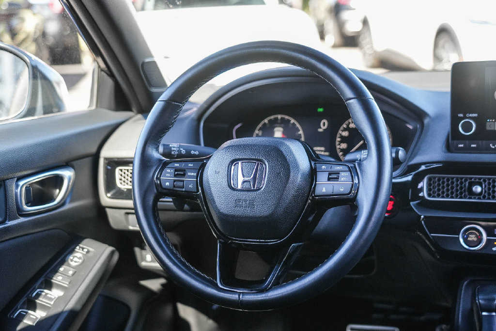 Used 2023 Honda Civic Sport image 18