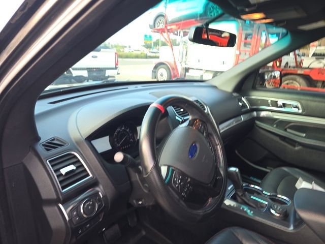 Certified 2017 Ford Explorer Sport w/ Equipment Group 401A image 8