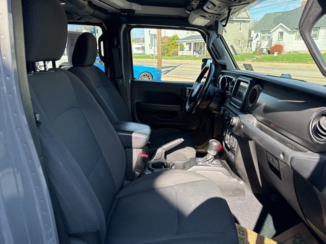 Used 2021 Jeep Gladiator Sport AWD/4WD image 30