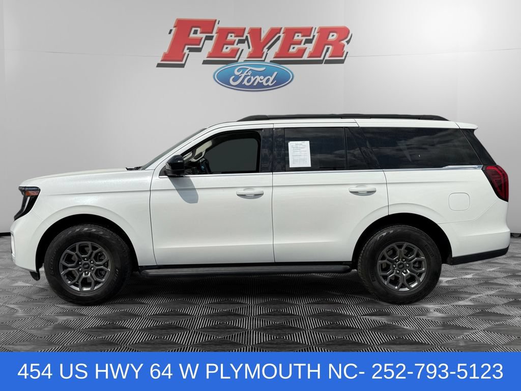 Certified 2025 Ford Expedition Active AWD/4WD image 2