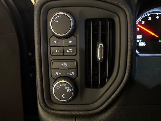 Used 2021 Chevrolet Silverado 1500 Custom w/ LPO, Dark Essentials Package AWD/4WD image 19
