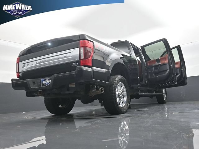 Certified 2022 Ford F250 Platinum w/ FX4 Off-Road Package AWD/4WD image 29