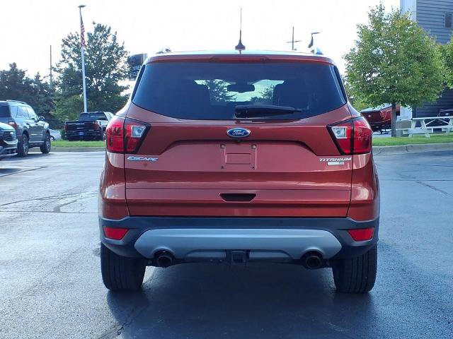 Certified 2019 Ford Escape Titanium w/ U9j03 - Titanium Tow Package AWD/4WD image 5