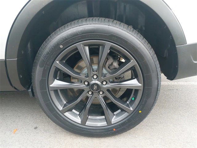 Certified 2019 Ford Explorer XLT w/ Equipment Group 202A image 32