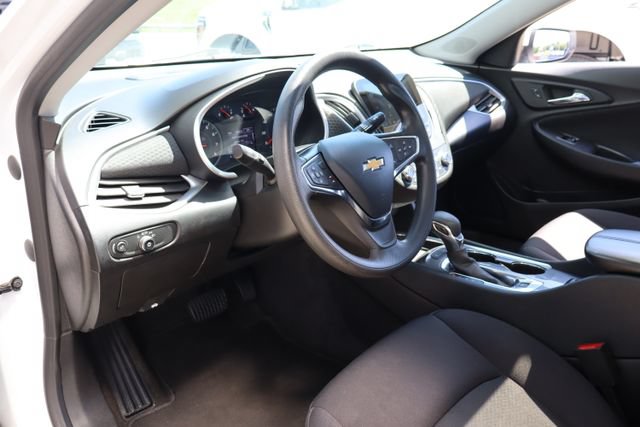 Used 2024 Chevrolet Malibu LT FWD image 14