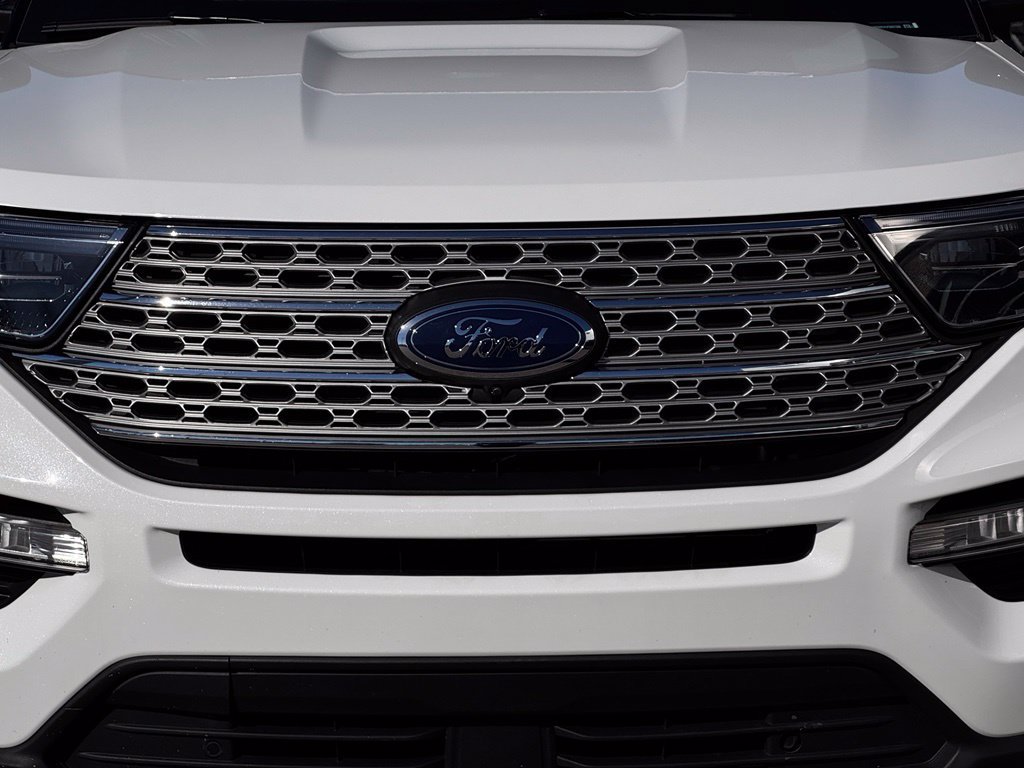 Certified 2023 Ford Explorer Limited w/ Equipment Group 301A AWD/4WD image 44