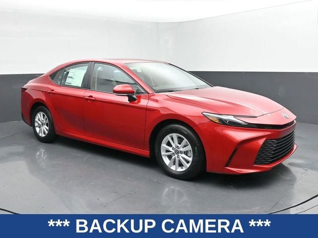 Used 2025 Toyota Camry LE FWD video 3