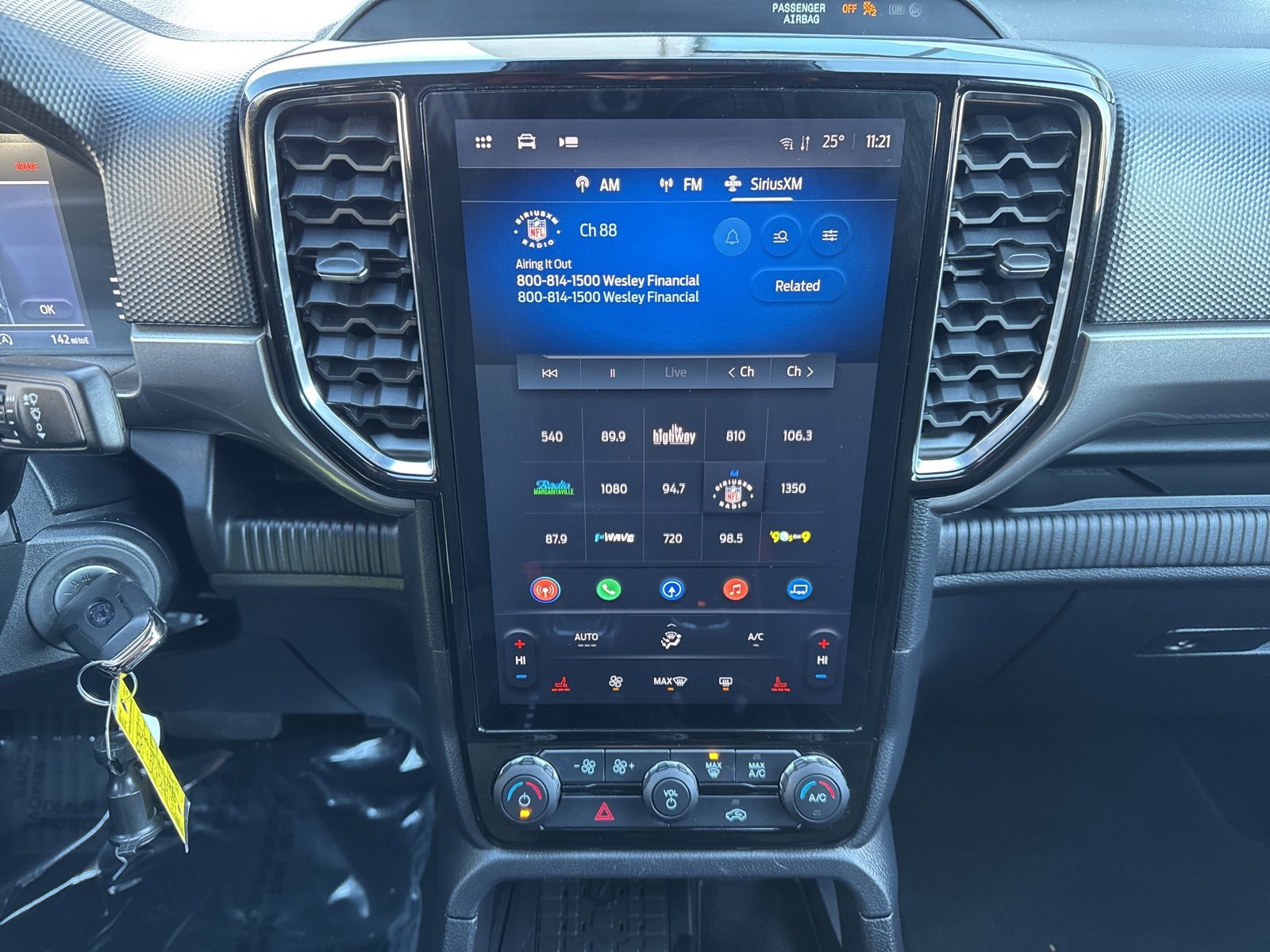 Certified 2024 Ford Ranger XLT w/ Equipment Group 301A High image 32