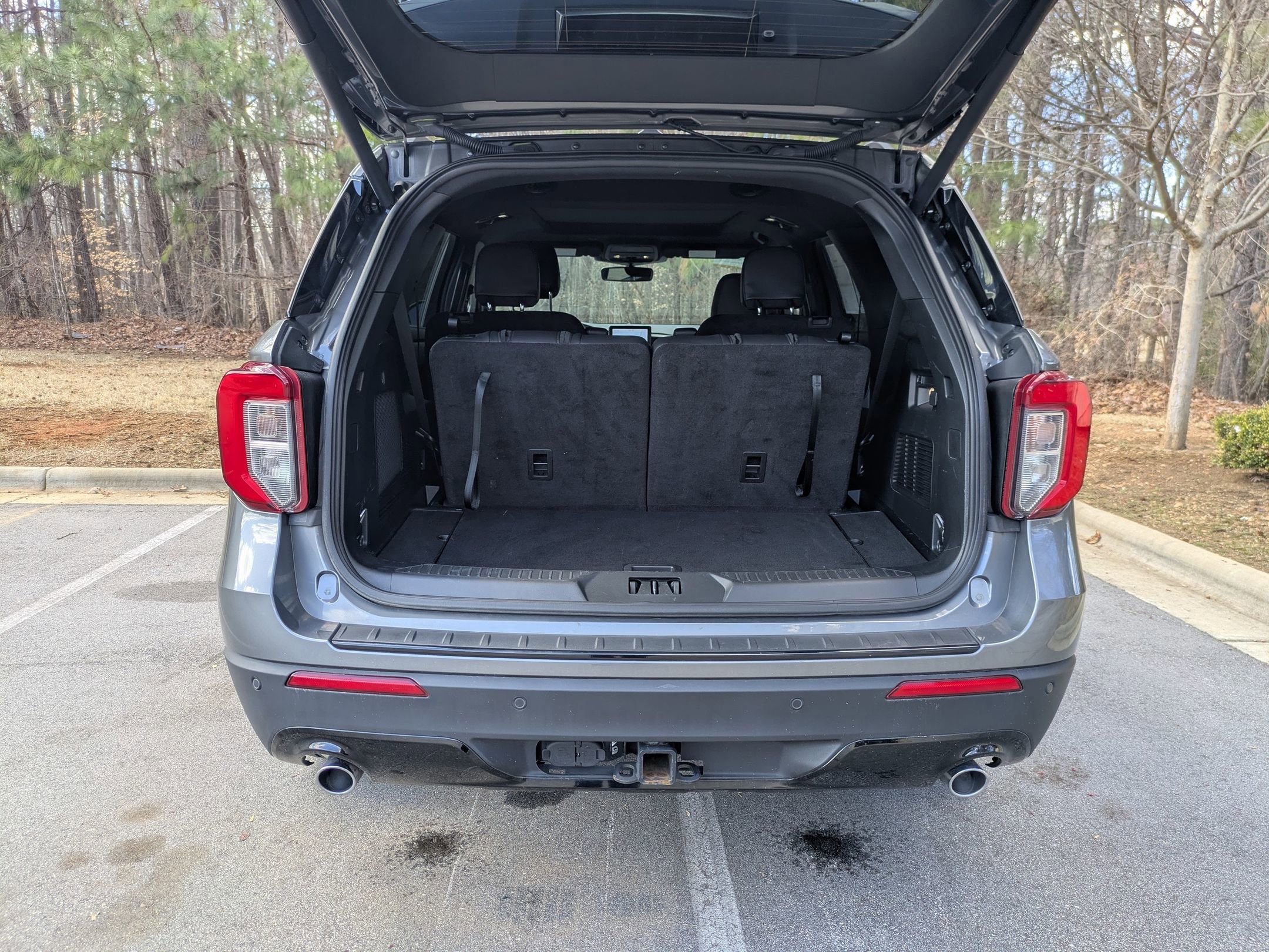 Certified 2024 Ford Explorer ST-Line w/ Class IV Trailer Tow Package image 32