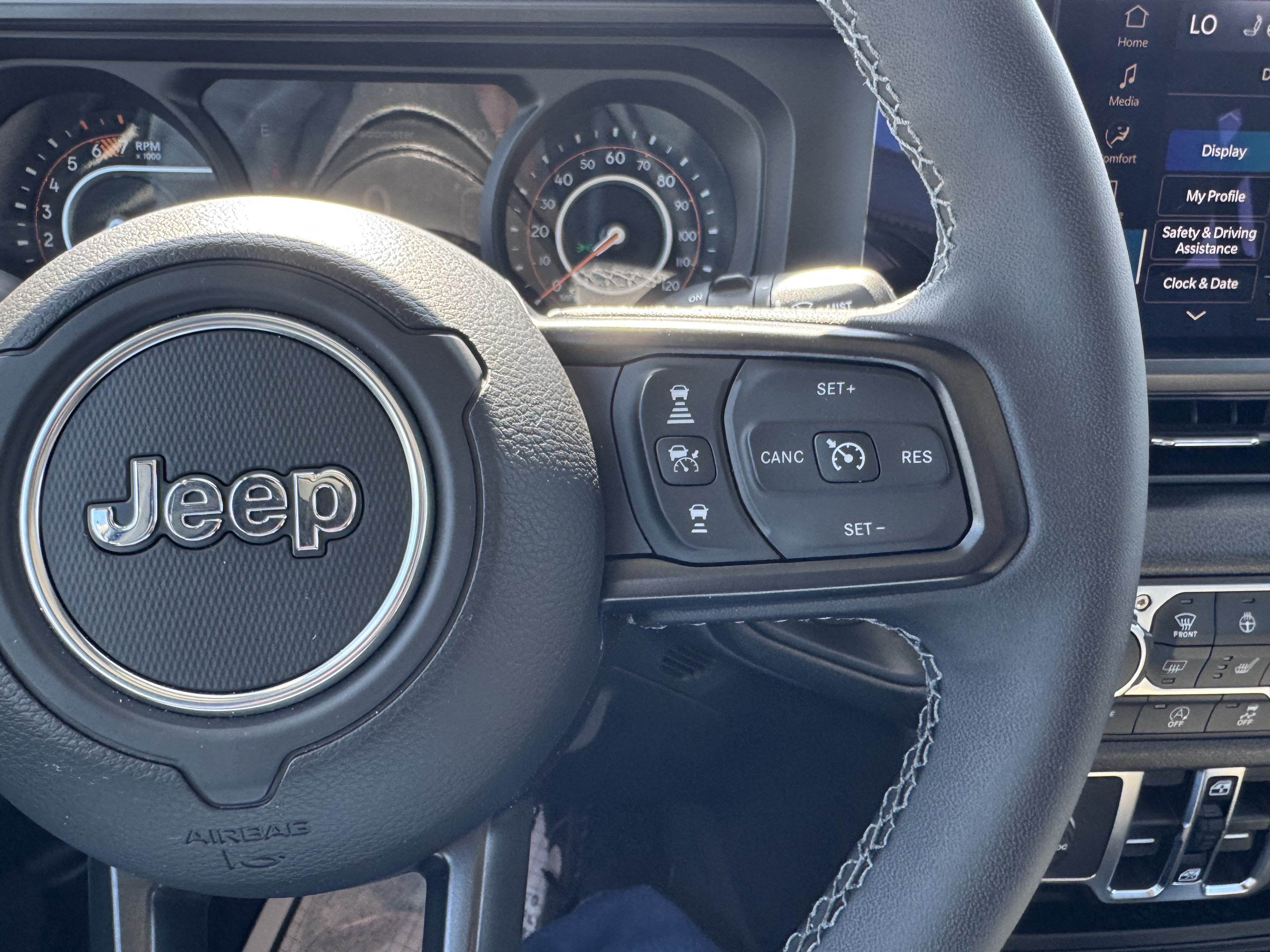 Used 2026 Jeep Wrangler Unlimited Sport AWD/4WD image 10