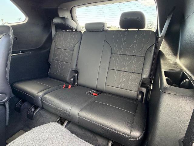Used 2025 Buick Enclave Avenir AWD/4WD image 24