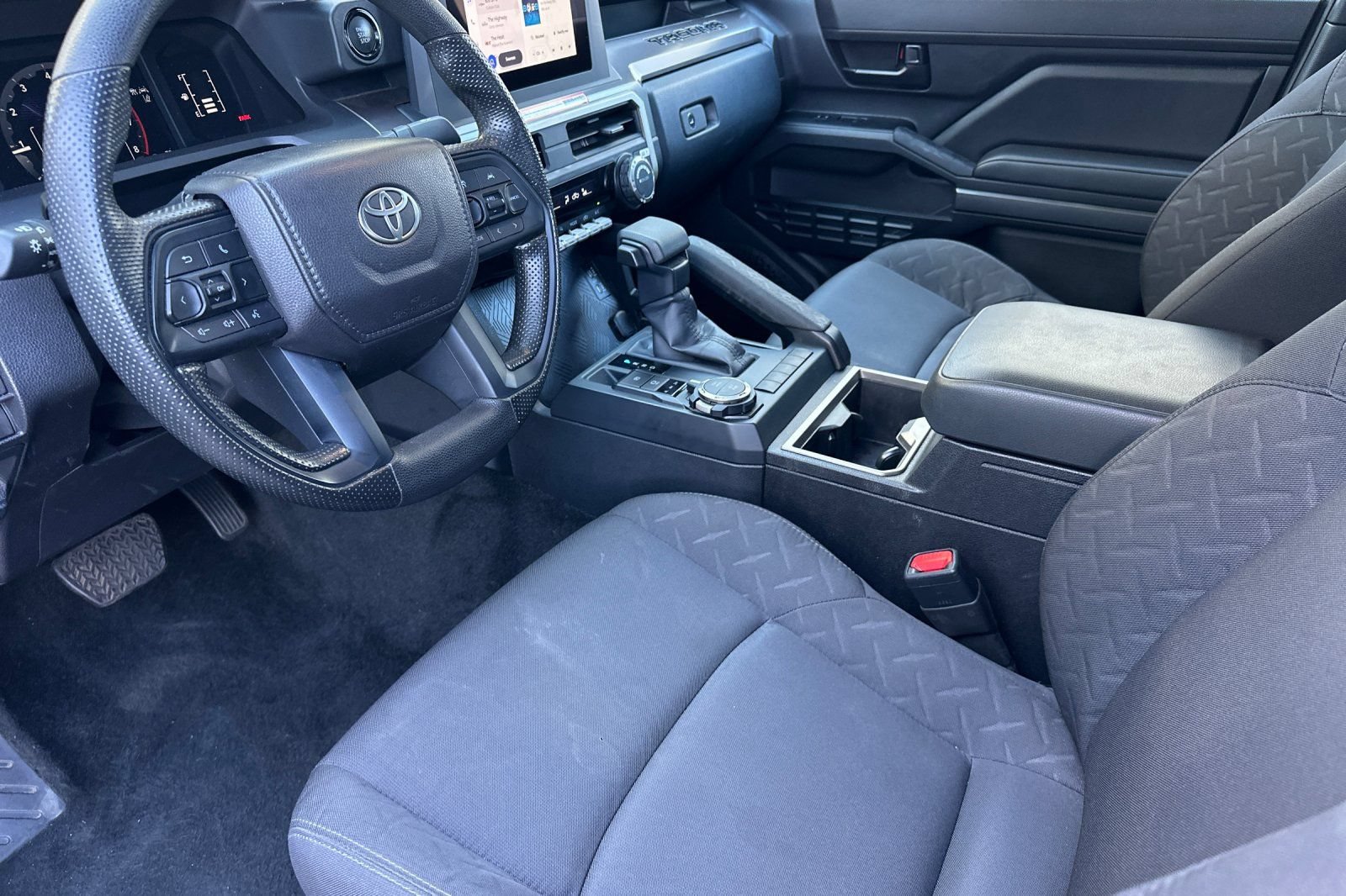 Used 2026 Toyota Tacoma SR5 AWD/4WD image 9