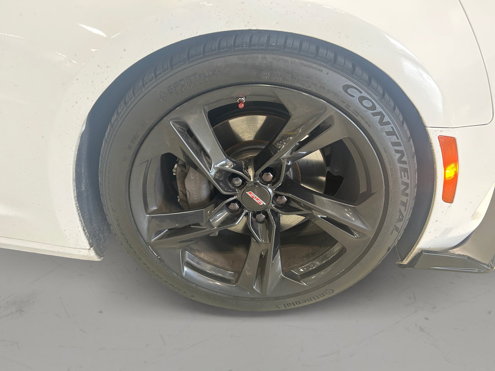 Used 2019 Chevrolet Camaro SS RWD image 22