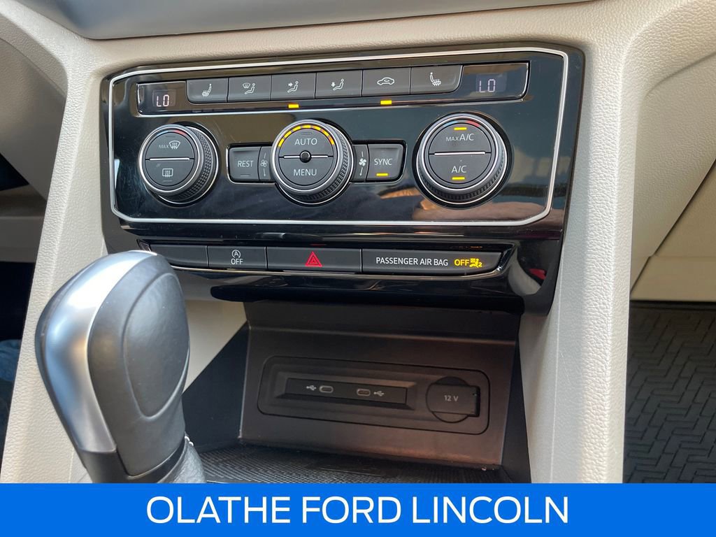 Used 2022 Volkswagen Atlas SE image 12