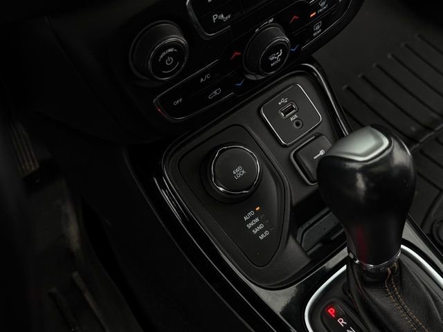 Used 2019 Jeep Compass Limited w/ Safety & Security Group image 37