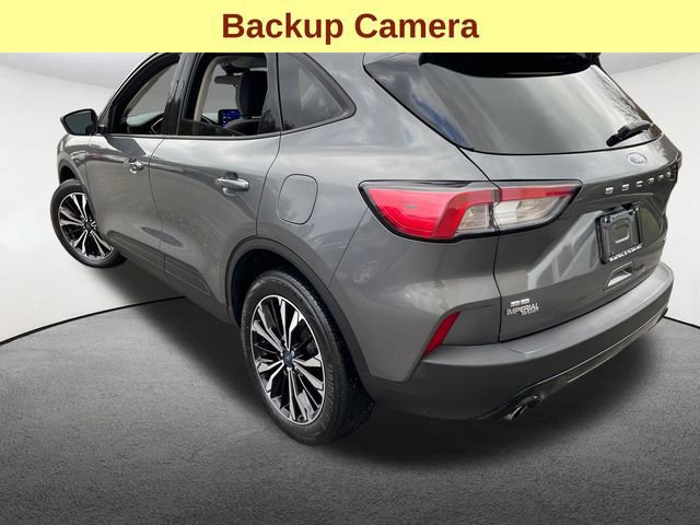 Certified 2021 Ford Escape SE w/ SE Sport Appearance Package image 3