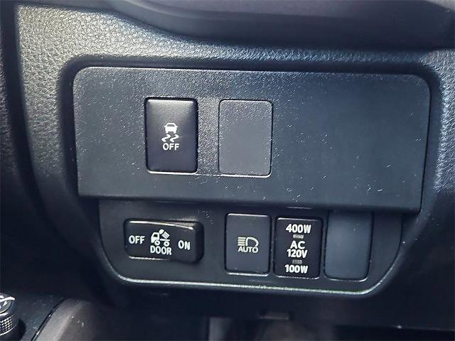 Used 2022 Toyota Tacoma TRD Off-Road image 17