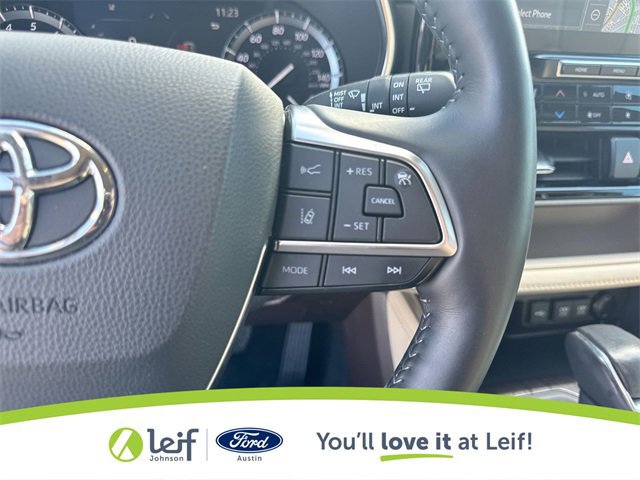 Used 2021 Toyota Highlander Limited image 34