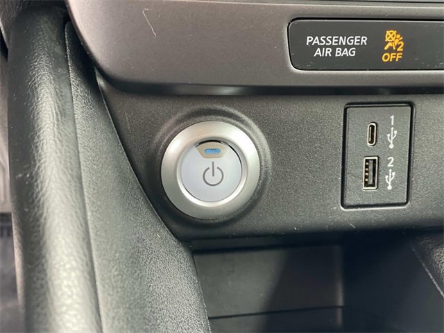 Used 2024 Nissan Leaf S image 18