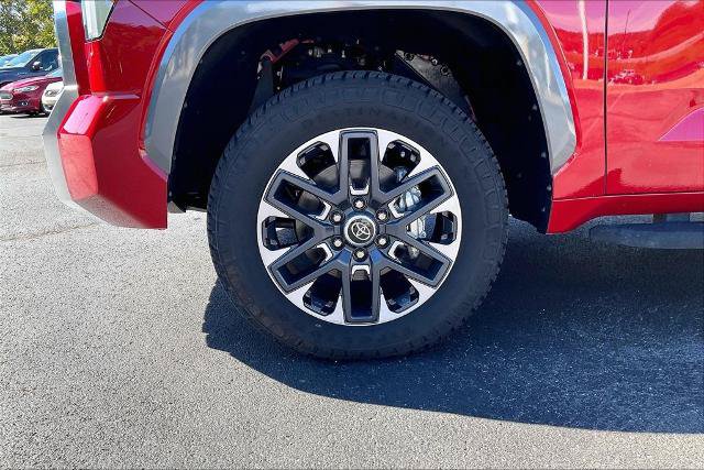 Used 2023 Toyota Tundra Limited w/ Power Package AWD/4WD image 9